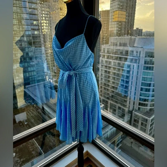 🆕 ALICE + OLIVIA 🧿 NWT Webber Cowl Neck Mini Dress, Blue Paradise - Picture 9 of 17